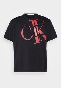 SCATTERED LOGO TEE - T-shirts print - black/red