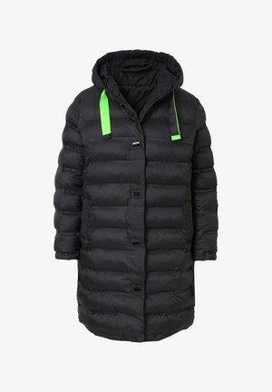 Schwarze Pufferjacke mit Kapuze, leuchtend grünen Kordeln, vorderen Knöpfen und einem gesteppten Design sowie zwei Seitentaschen.