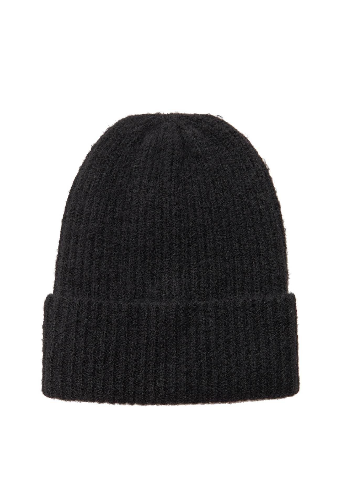 Black beanie
