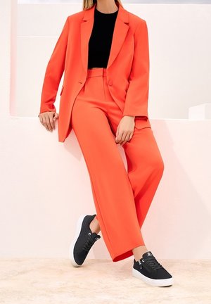 Giesswein Baskets basses - black