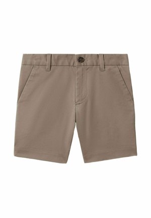 Beige bomullsshorts med knappstängning, två sidofickor och en mjuk yta. Rak skärning med en fåll ovanför knäet.