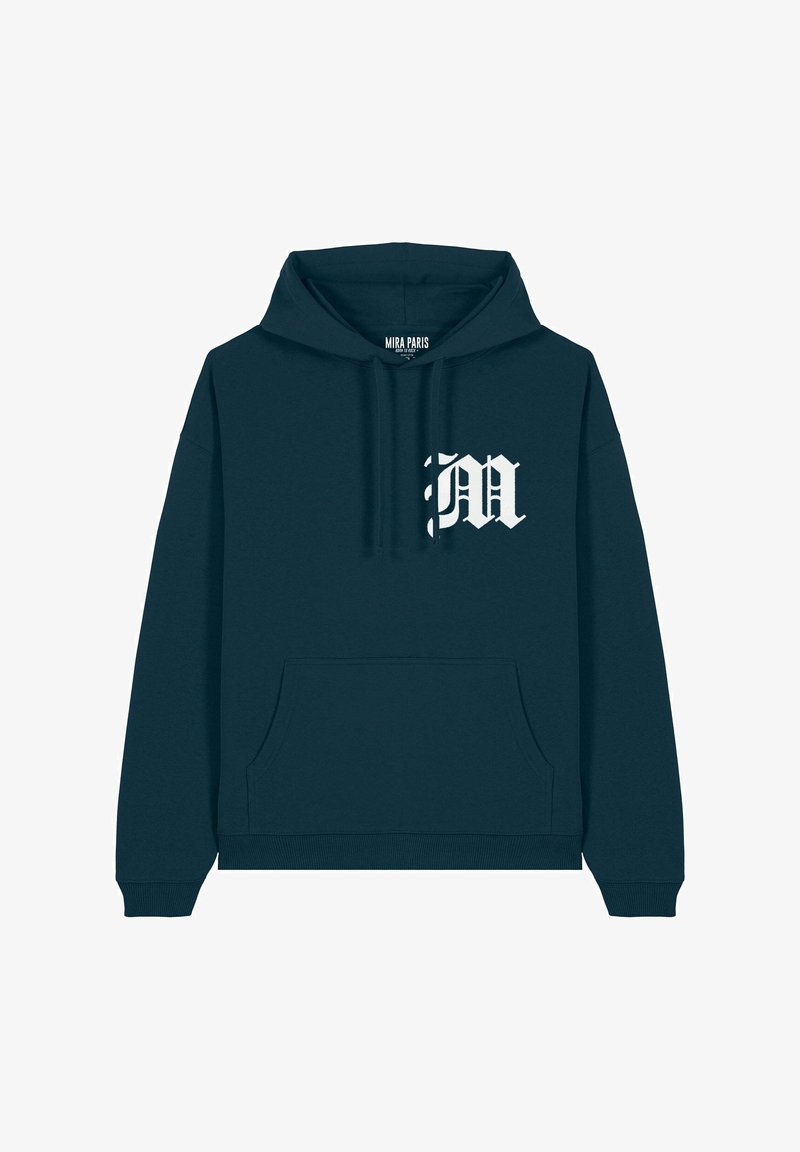 Marineblauwe katoenen hoodie met een voork дәл pocket, trekkoordkap en een witte gestyleerde "M"-logo op de linkerkant van de borst. Geribbelde cuffs en zoom.