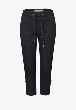 Czarne spodnie o długości 3/4 z elastycznym pasem, regulowanym sznurkiem, bocznymi kieszeniami i subtelnymi detalami haftu. Gładka tekstura materiału.