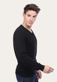 JL De La Tour COL V - Pullover - noir
