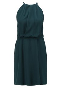 Robe sans manches bleu sarcelle foncé avec un corsage fluide et drapé, taille cintrée, s'évasant doucement à la jupe. Texture légère et lisse.