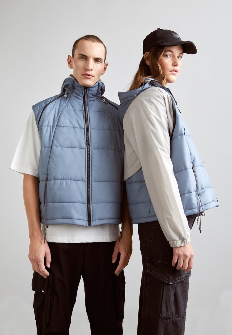 Transformable Jackets Saul Nash TRANSFORMABLE GILET PUFFER JACKET UNISEX - Chaqueta de ...