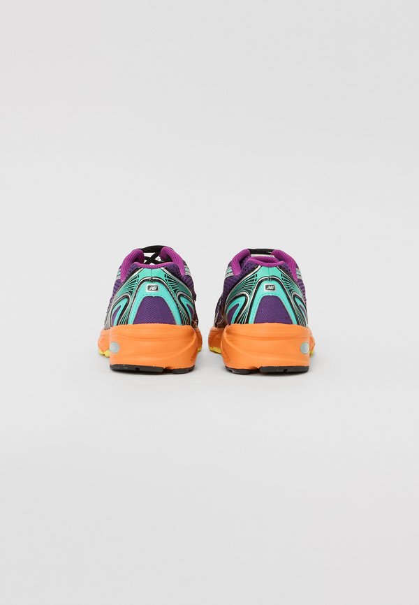 U740 - Trainers - sun glow3