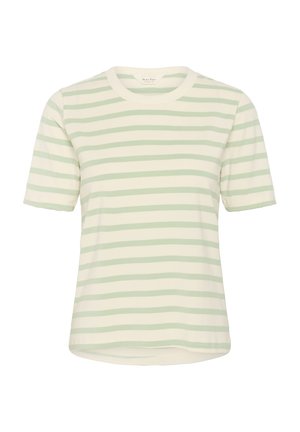 Tricou cu dungi verzi și albe, cu mâneci scurte, decolteu rotund, realizat dintr-un material de bumbac moale, cu dungi orizontale uniforme și o croială lejeră.