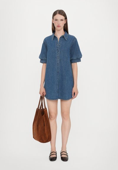 FRAME THE PLAY DRESS - Haljina od trapera - blue denim