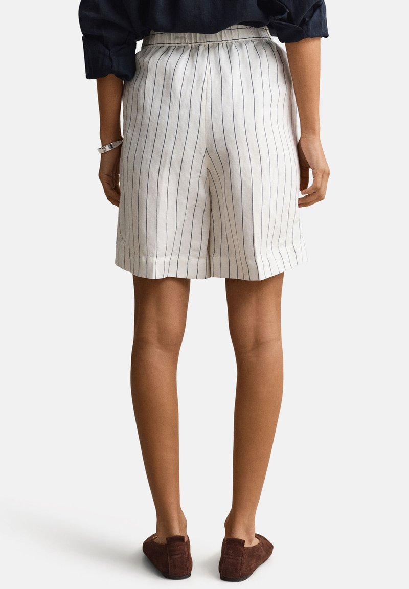 GANT STRIPED BLEND PULL ON - Šortky - eggshell