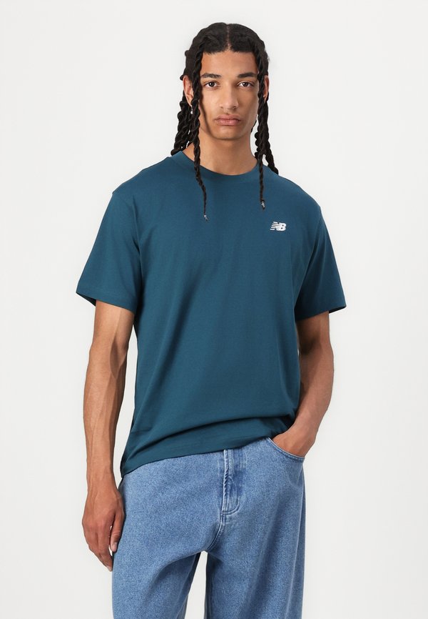 ESSENTIALS - Basic T-shirt - deep ocean2