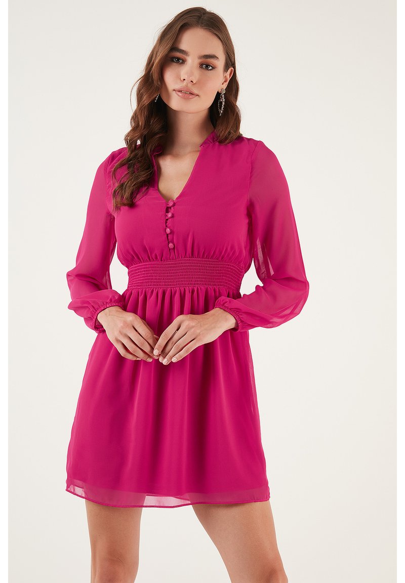 LELA REGULAR FIT - Cocktailjurk - fuchsia