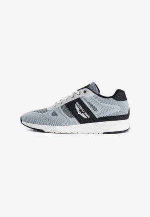 PME Legend Trainers - light grey
