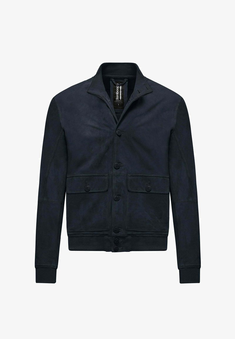 Granatowa kurtka z guzikiem z przodu, dwoma przednimi kieszeniami na klapę zapinanymi na guziki, ściągaczami na mankietach i dole oraz stójką.