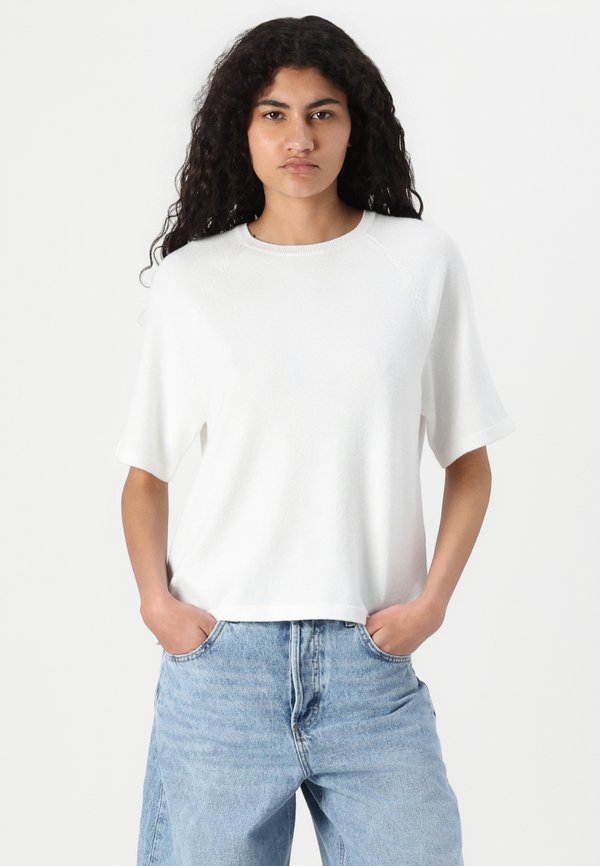 NMSUSANNA BARREL - Relaxed fit jeans2