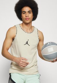 Jordan BREAKFAST CLUB TANK - Top - pearl white/black