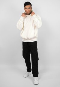 Dropsize HEAVY OVERSIZE - Hættetrøje - cream white