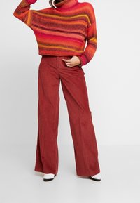 United Colors of Benetton Sweter