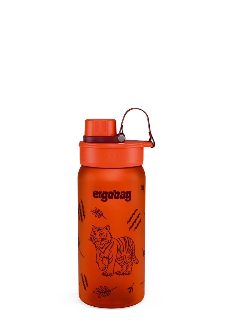 Orangefarbene Kunststoff-Trinkflasche mit einem geriffelten Deckel, versehen mit einer schwarzen Tiger-Illustration und Blattmustern. Logo in schwarz aufgedruckt.