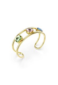 Bracciale in oro con tre gemme colorate: verde, rosa e blu. Presenta linee lisce e curve e impostazioni testurizzate per le pietre.