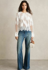 Reiss REGULAR FIT-EMILIA FLARED-CUFF  - Bluse - ivory