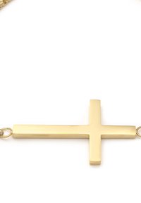Gullfarget metallkors anheng med et flatt, minimalistisk design; har glatte flater og avrundede kanter, suspendert fra en enkel løkke.