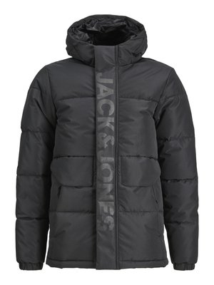 Veste en duvet noire avec capuche et poignets élastiques. Présente un logo imprimé vertical sur le devant et deux poches avant.