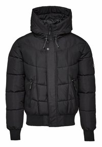 Schwarze Steppjacke mit Reißverschluss vorne, gerippten Bündchen, zwei Seitentaschen und einer Kapuze mit verstellbaren Kordeln. Strukturierter Stoff.