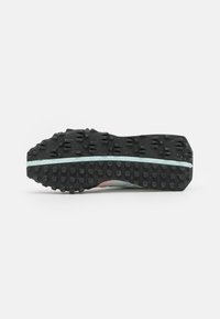 New Balance Tenisky - light pink