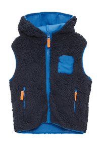 Fleece-Weste mit blauem Innenfutter und navyfarbenem Außenmaterial. Sie verfügt über einen Frontreißverschluss, eine Kapuze und orangefarbene Akzente an den Taschen und dem Reißverschluss.