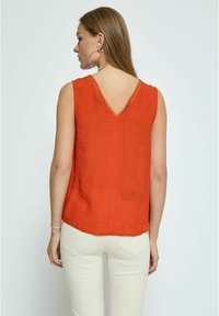 Desires Top - red clay