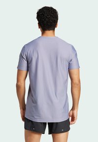 adidas Performance OTR B  - T-shirt de sport - silver violet