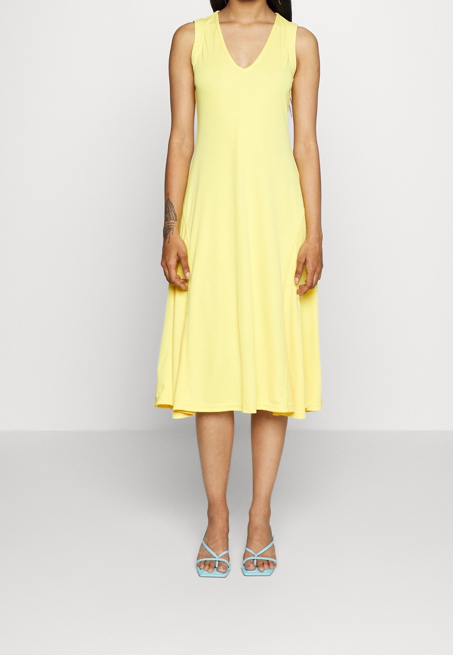 Lauren Ralph Lauren Petite Jersey dress - yellow - (Pre-owned) - Zalando.ie