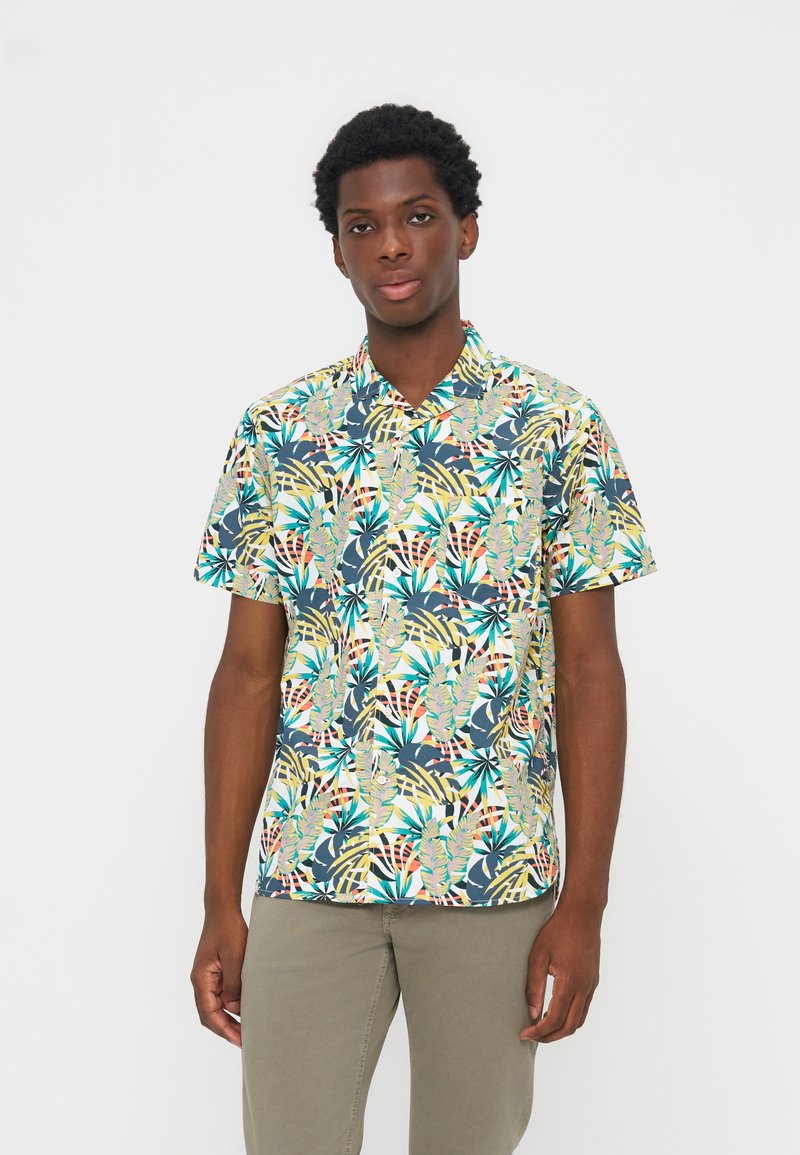 Camisa