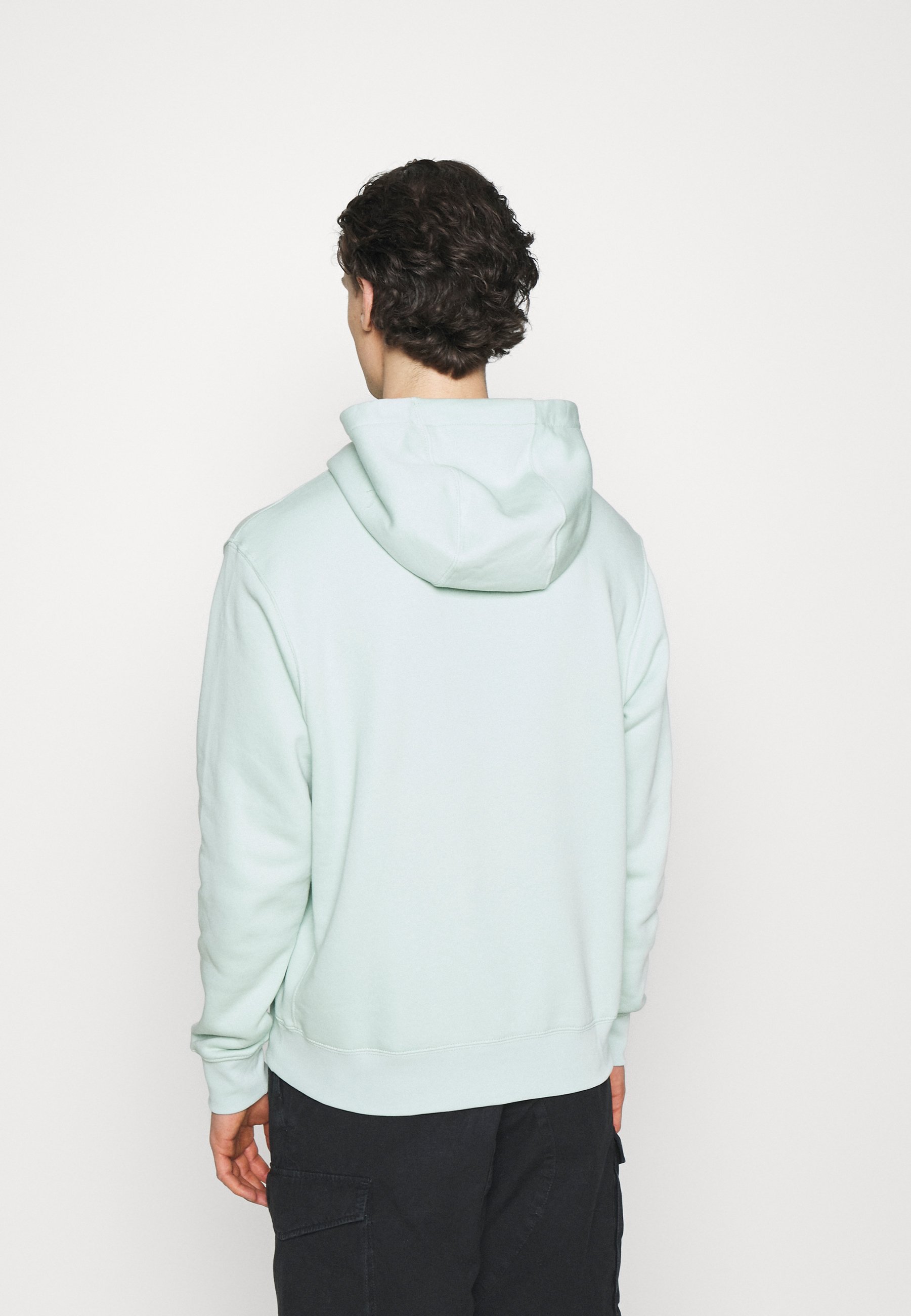 nike pistachio frost sweatshirt