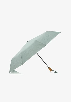 Jasnozielony parasol z gładkim materiałowym daszkiem, czarną metalową ramą i drewnianym uchwytem. Posiada kompaktowy design ułatwiający przenoszenie.