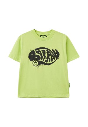 T-shirt verde chiaro a maniche corte con testo stilizzato nero "BIRRAY" e una piccola grafica di un volto rotondo sotto il testo, sul davanti.