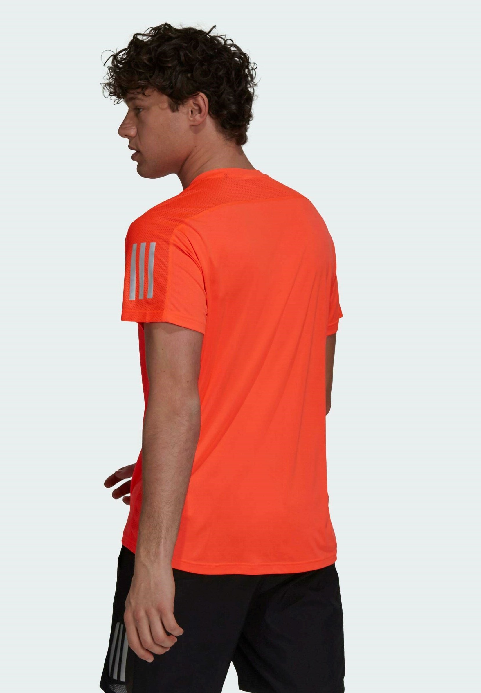 red orange t shirt