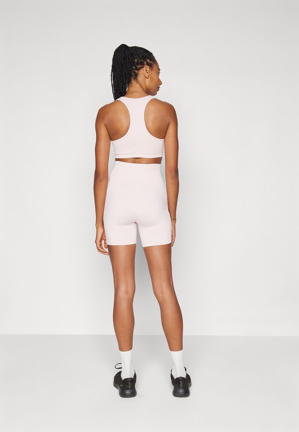 RESTORE SEAMLESS BIKE SHORT - Leggings2