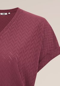 WE Fashion CURVE - Základné tričko - violet
