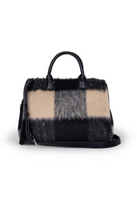 Borsa in feltro con motivo a scacchi nero e beige, manici in pelle nera e tracolla removibile. Superficie strutturata e forma rigida.