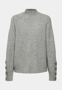 Pull en tricot gris avec col montant, présentant une texture en côtes et des accents de boutons sur les manches. Coupe décontractée et ourlets côtelés.