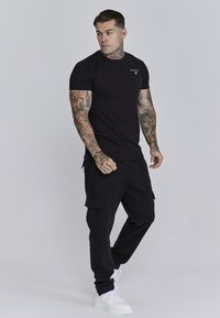 SIKSILK - T-shirt basic