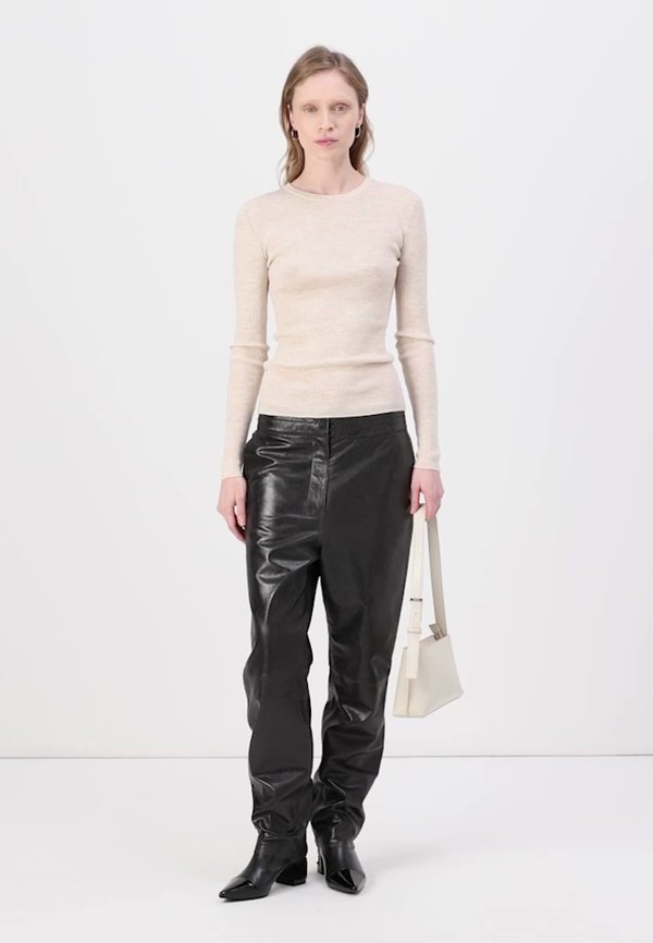 ANJI - Leather trousers2