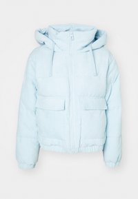 Hellblaues Corduroy-Pufferjacke mit Kapuze, vorderem Reißverschluss und zwei Klappentaschen auf der Brust. Gerippte Bündchen und Saum sorgen für eine angenehme Passform.