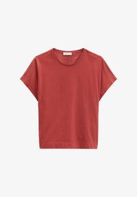 Unselected, tall poppy