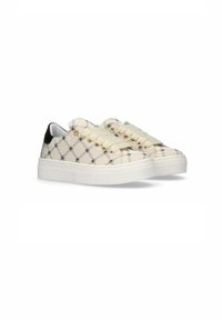 Sneakers in canvas con una base crema, motivo a quadretti neri, occhielli dorati e lacci crema. Accento al tallone nero solido, punta rotonda, suola bianca.