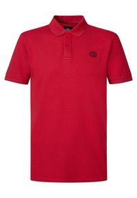 Červené polo tričko vyrobené z bavlny, se klasickým límečkem, zapínáním na tři knoflíky a malým černým logem na levé straně hrudi. Krátké rukávy.