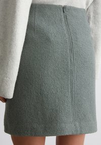 Marc O'Polo SHORT LENGTH - Gonna a campana - deep emerald