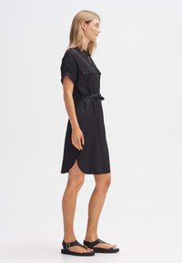 OPUS WOLDA - Abito a camicia - black